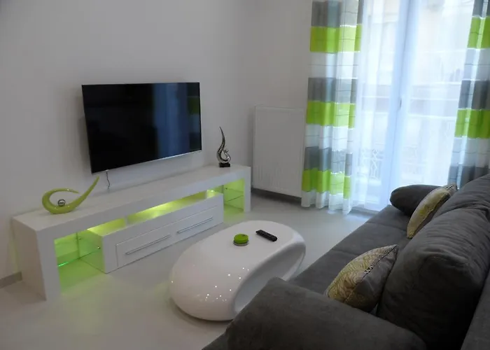 Laura Deluxe דירה